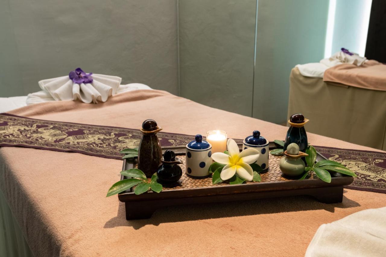 S Ratchada Leisure Hotel - Sha Plus Bangkok Kültér fotó Spa treatment